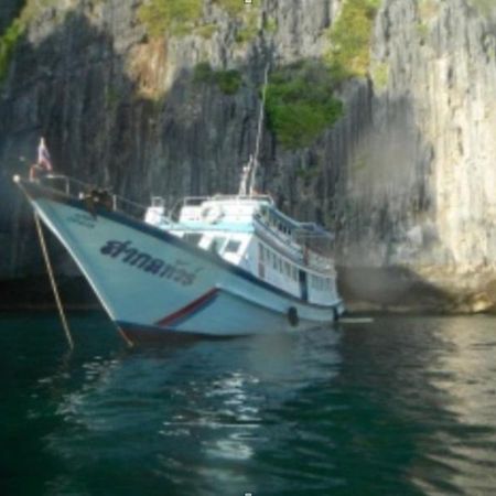 Maya Bay Sleepaboard Resort Ko Phi Phi Zewnętrze zdjęcie